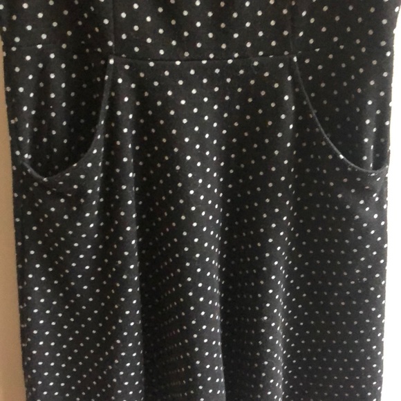 Polkadot dress - Picture 2 of 5